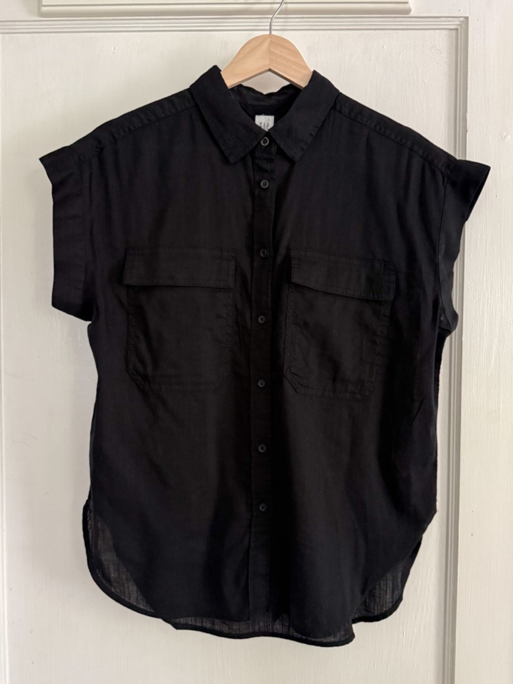 Gap Women's Utility Shirt in black